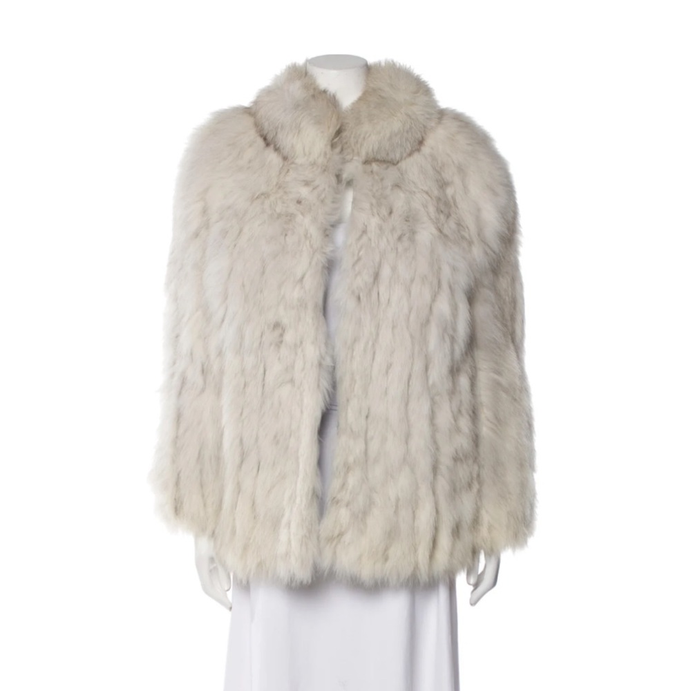 100% real VINTAGE FOX FUR coat by “Saga Fox”